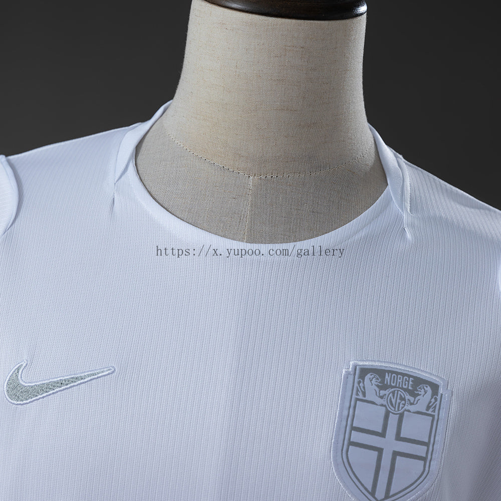 Noruega 26/27 Terceira camisa - Torcedor